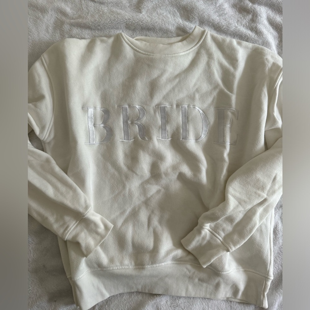 Bride Crewneck Six Stories
